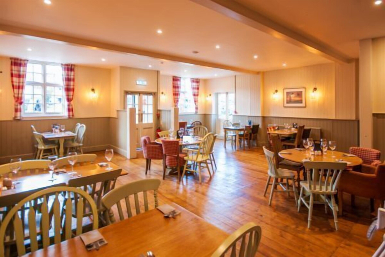 Food & Drinks 4, The White Lion, Isle of Wight