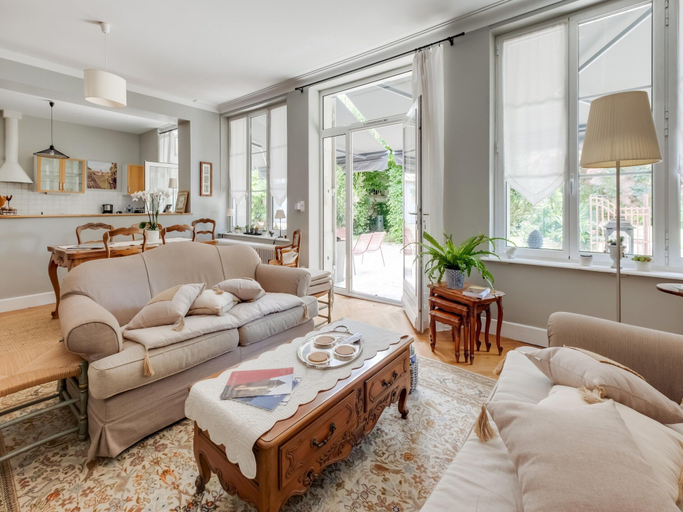 Living room, Charming Cottage in Prayssac With Private Pool, Lot