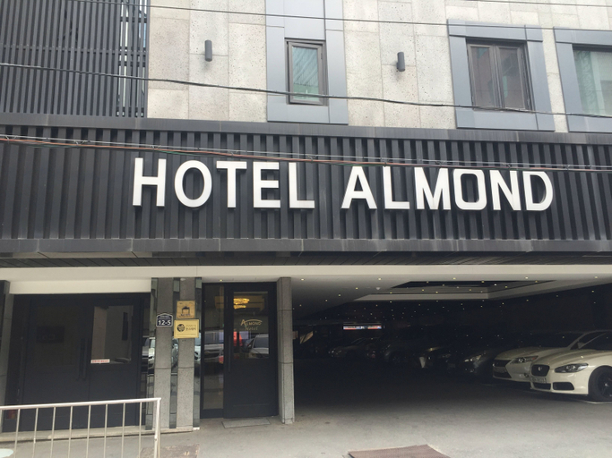 Exterior & Views 4, Hotel Almond Busan Station, Dong