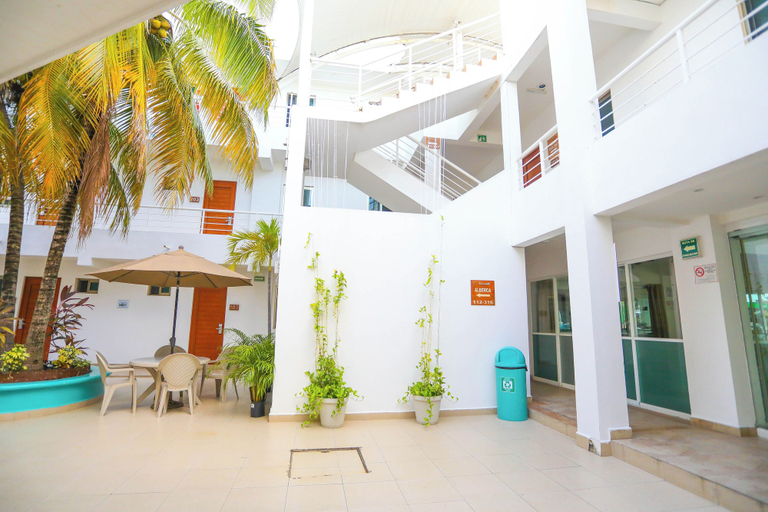 Exterior & Views 2, Terracaribe Hotel - In Cancun (Downtown Cancun), Isla Mujeres