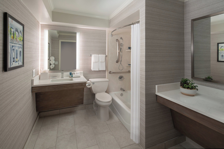 Bathroom 4, Four Points By Sheraton French Quarter, Orleans