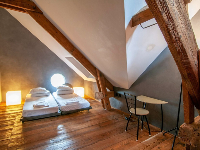 Bedroom 2, Holiday Home in Denee for 21 People, Namur