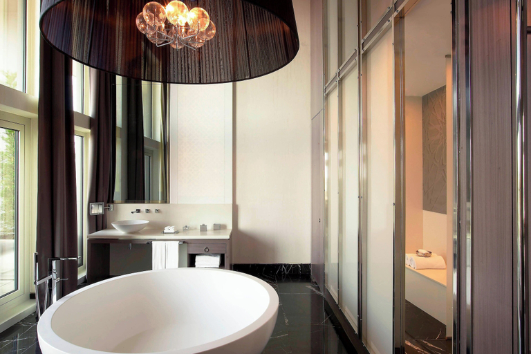 Bathroom 5, Le Meridien Istanbul Etiler, Beşiktaş