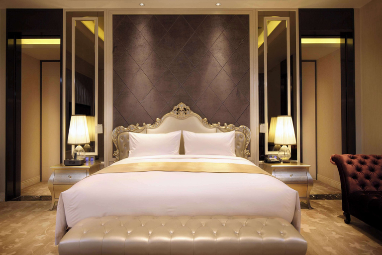 Bedroom 14