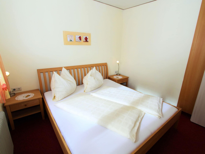 Bedroom 3, Sunlit Cabin with Hot Tub in Turracherhohe, Murau