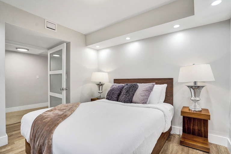 Bedroom 14