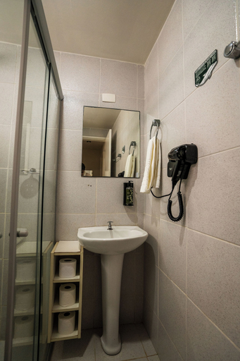 Bathroom 4