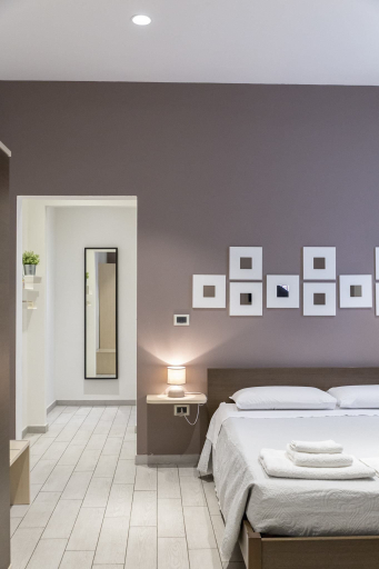 Bedroom 4, Anda e Rianda, Florence