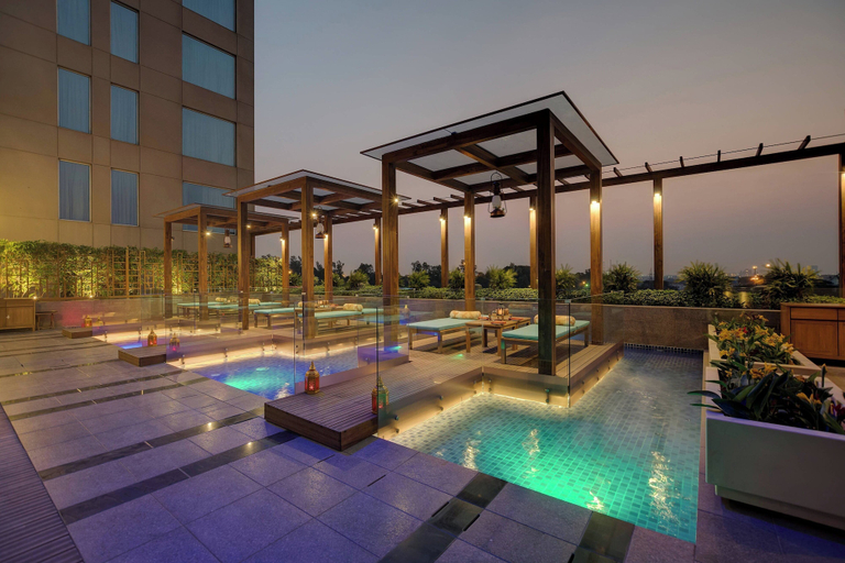 Sport & Beauty 2, Courtyard by Marriott Surat, Surat