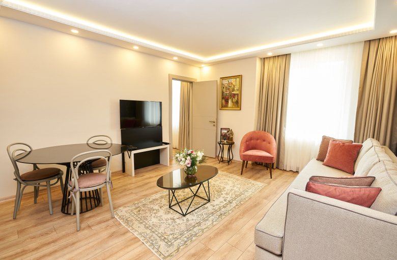 Others 3, All Seasons Suites, Fatih