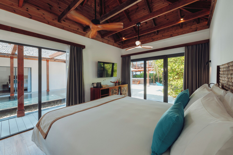 Bedroom 3, Kuredhivaru Resort & Spa Maldives