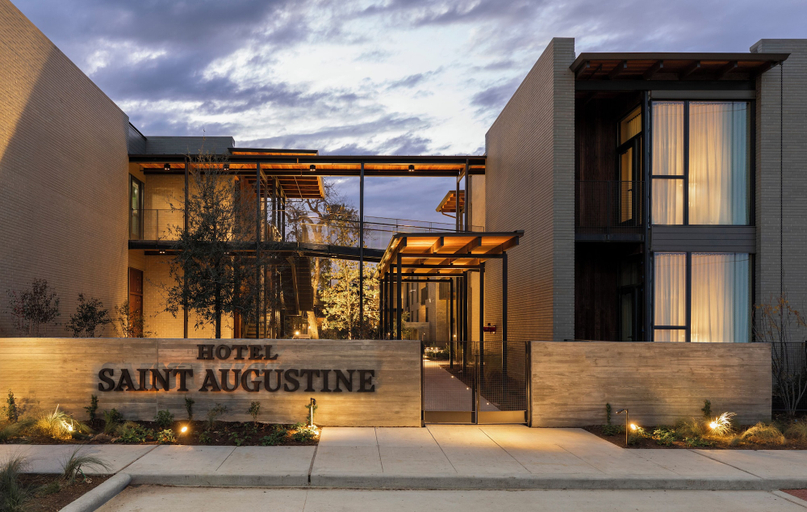 Exterior & Views 1, Hotel Saint Augustine, Houston