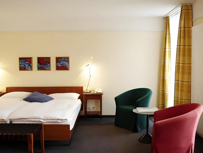 Bedroom 6