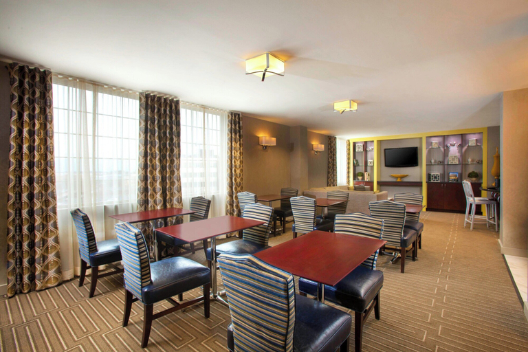 Food & Drinks 5, Sheraton Pittsburgh Airport Hotel, Allegheny