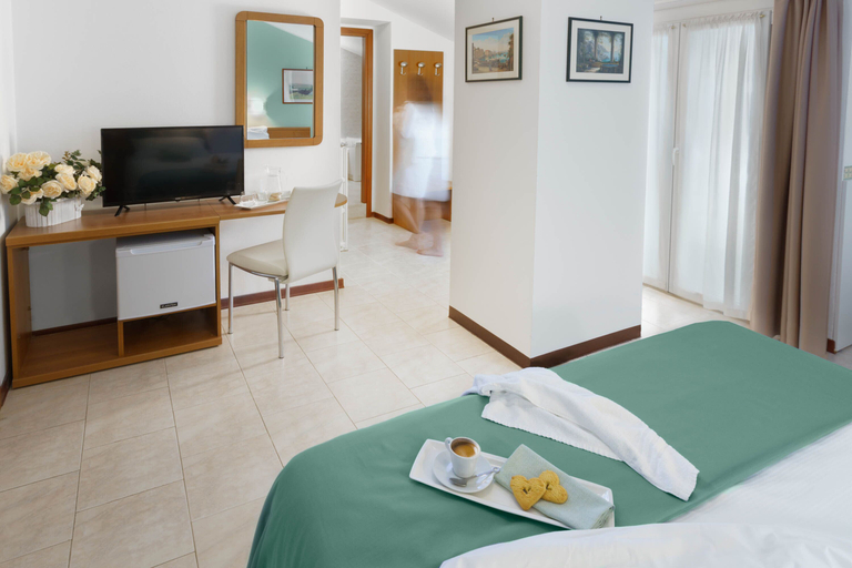 Bedroom 2, Hotel Roma, Udine