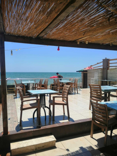 Food & Drinks 4, Plaj Otel, Üsküdar