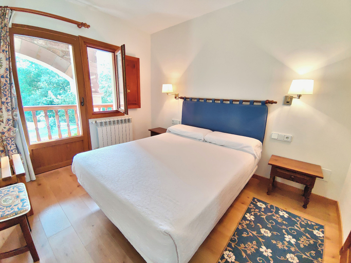 Bedroom 2, Apartamentos Javier, Cantabria