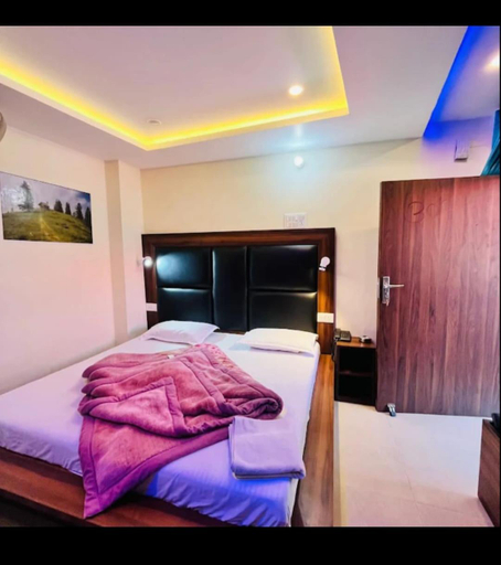 Others 4, Hotel Balaji 2, Chamba