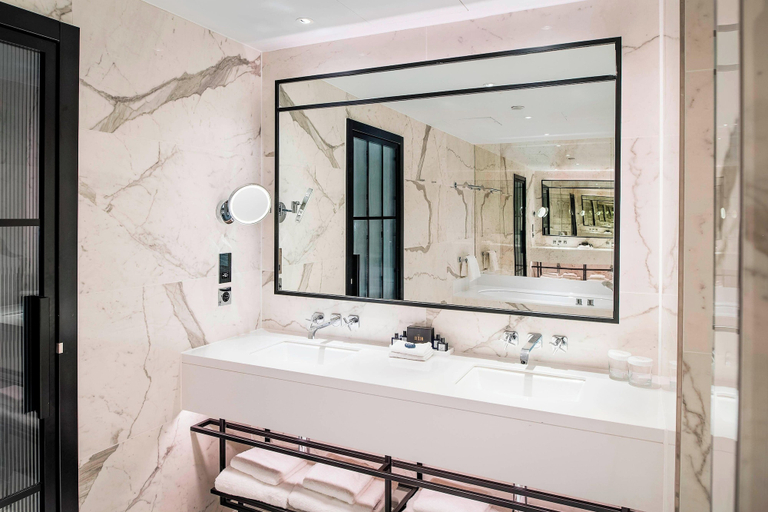 Bathroom 4, The Dixon, Autograph Collection, London