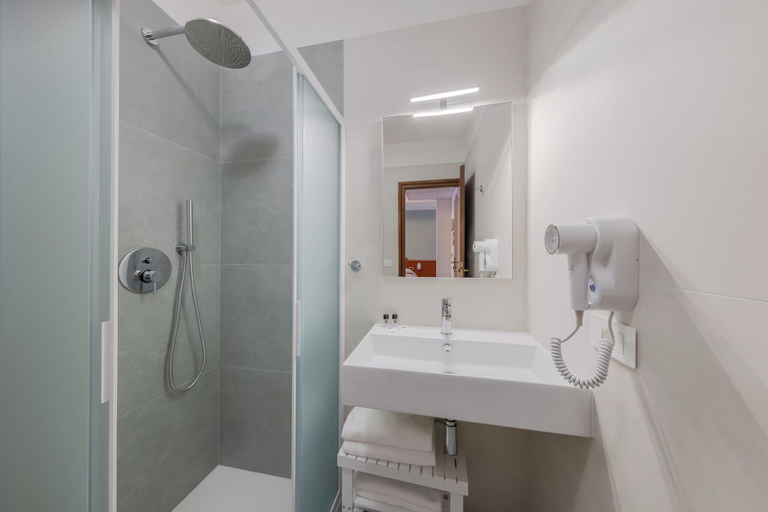 Bathroom 4, Hotel Palladio, Venezia