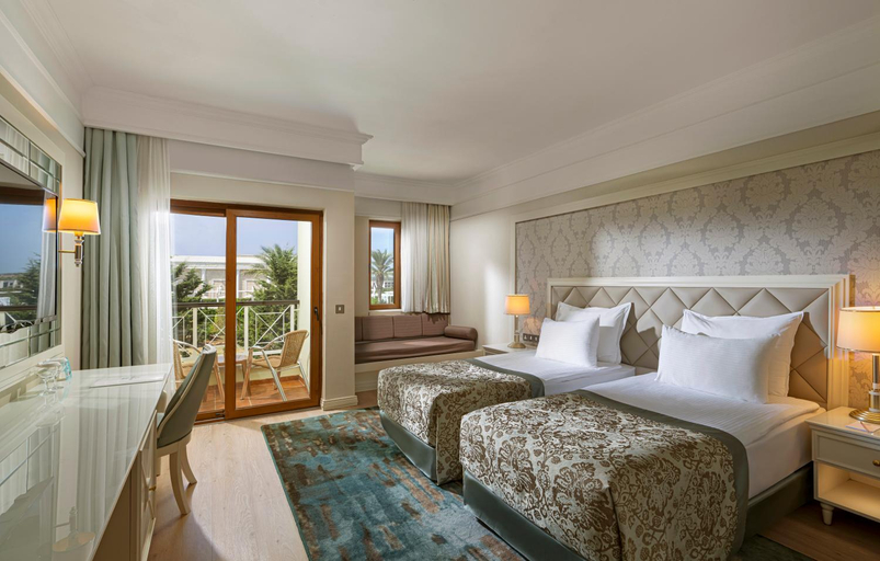 Bedroom 2, Kaya Artemis Resort & Casino