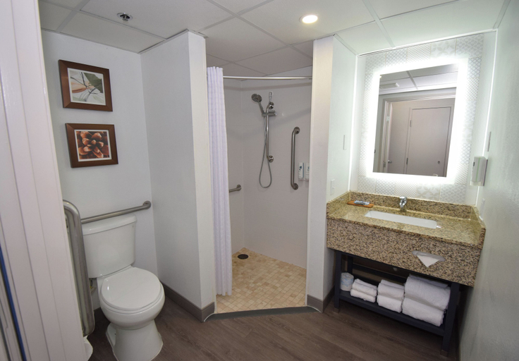 Bathroom 5, Country Inn & Suites by Radisson, Coon Rapids, MN, Anoka
