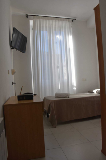 Bedroom 11