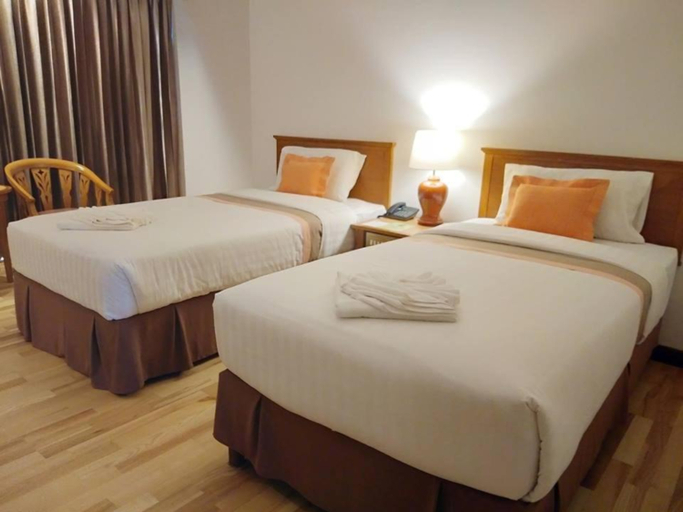 Bedroom 4, Diamond Plaza Hotel, Muang Surat Thani