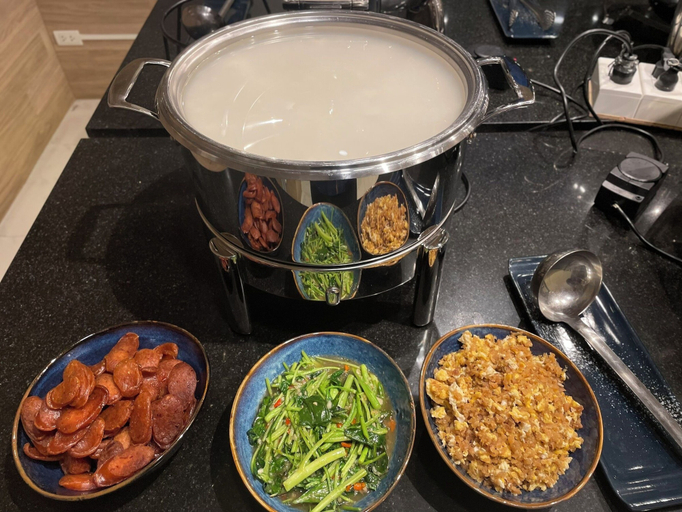 Food & Drinks 27