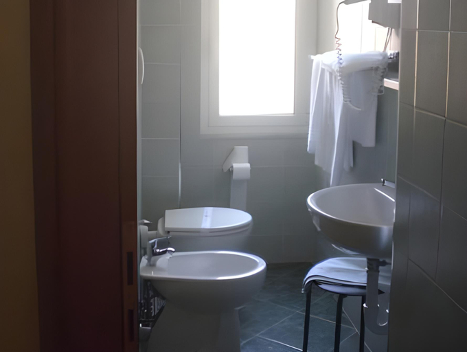 Bathroom 6