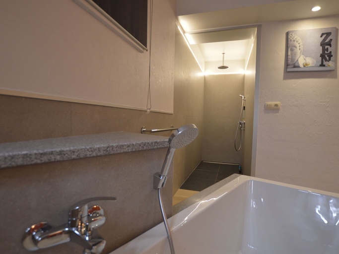 Bathroom 3, Retreat in Malmedy Hills, Liège