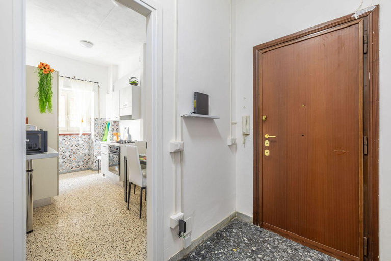 Others 5, Dreamhome61, Rome