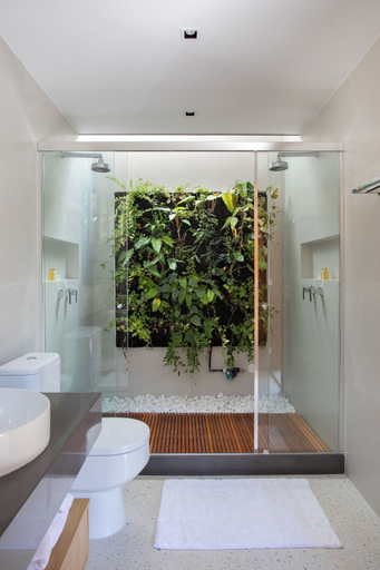 Bathroom 5, Casa Marambaia, Petrópolis