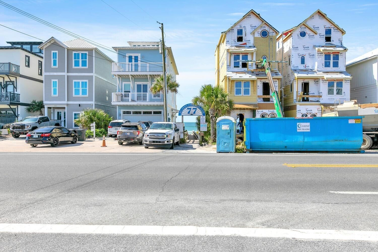 Exterior & Views 2, If It's The Beaches, Bay