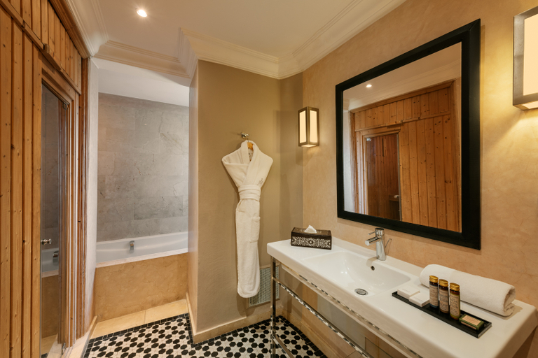 Bathroom 2