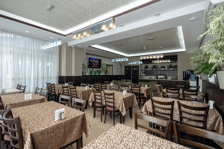 Food & Drinks 5, Iris Hotel, Chisinau