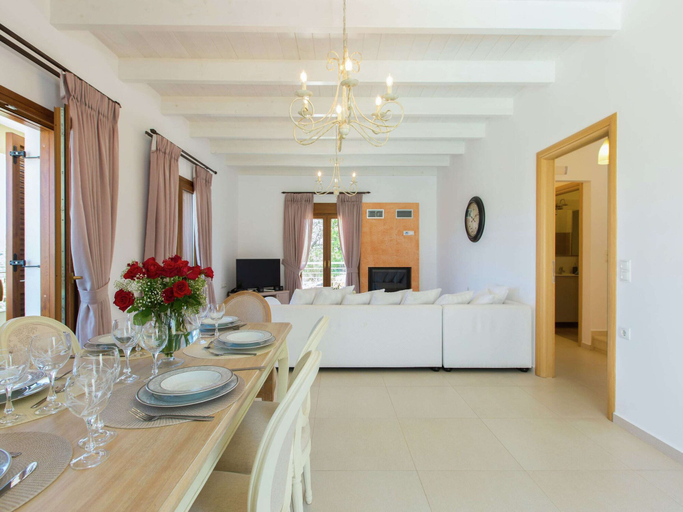 Others 5, Villa in Crete With Private Pool & Beaches Nearby, Crete