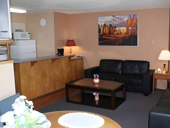 Others 5, Riverside Motel, Okanagan-Similkameen