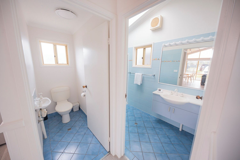 Bathroom 3