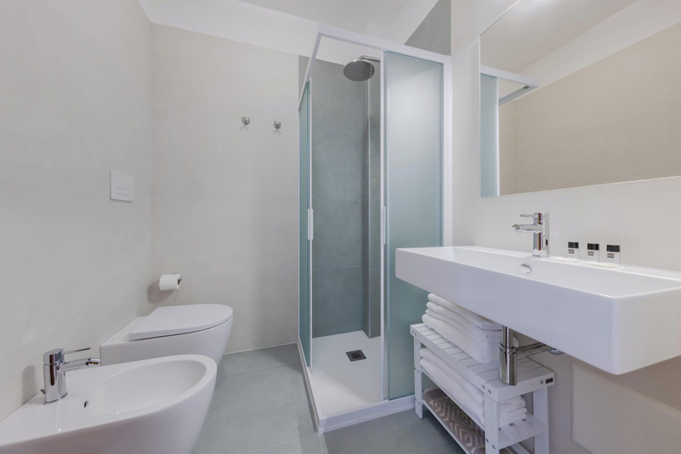 Bathroom 4, Hotel Palladio, Venezia
