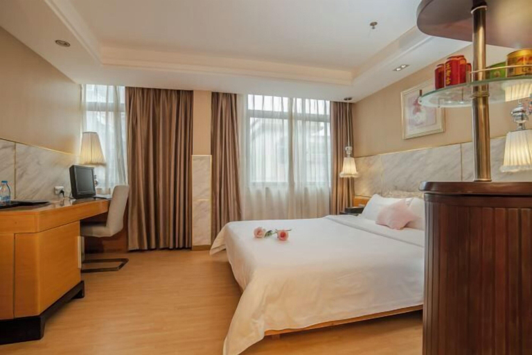 Bedroom 10