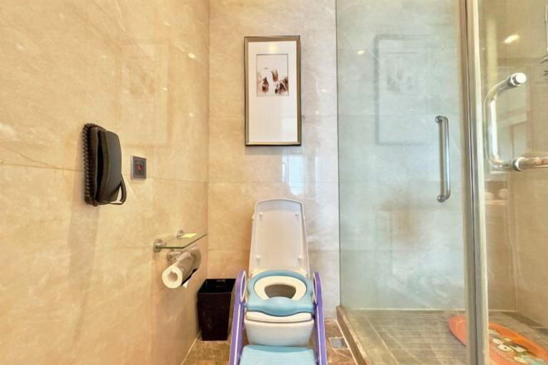 Bathroom 12