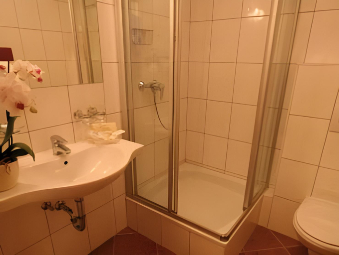 Bathroom 9