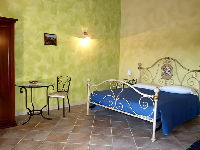 Bedroom 13