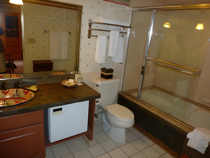 Bathroom 7