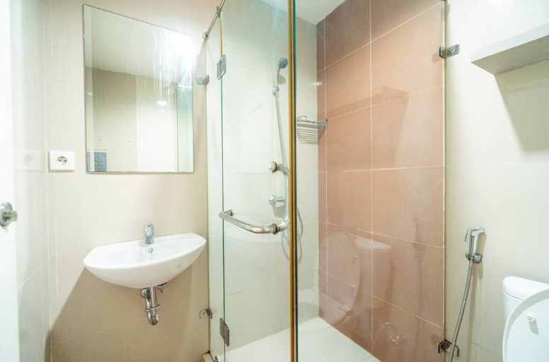 Bathroom 5, 1-BR @ Thamrin Residence SCBD Central Jakarta, Central Jakarta