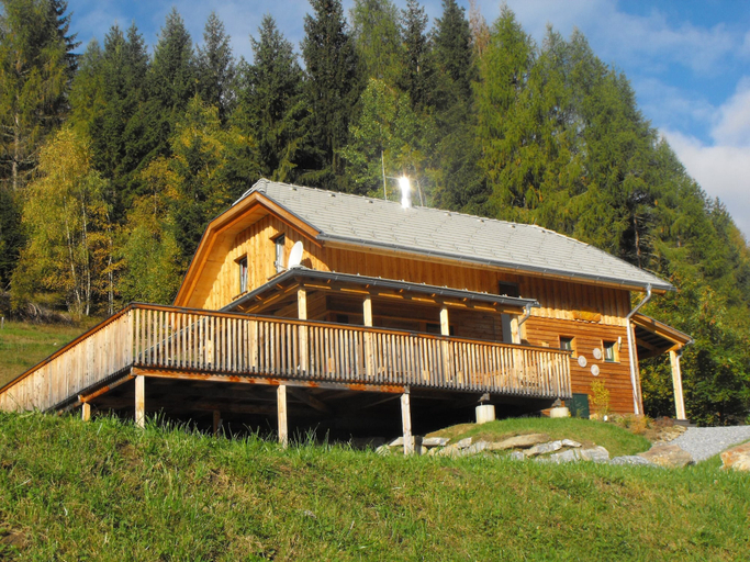 Exterior & Views 2, Chalet in Styria Near the ski Area, Murau