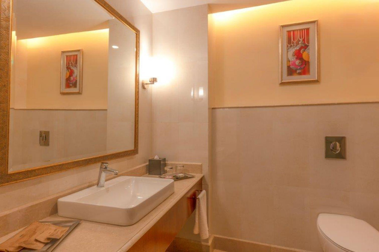 Bathroom 2, Hotel Dragon Leh, Leh