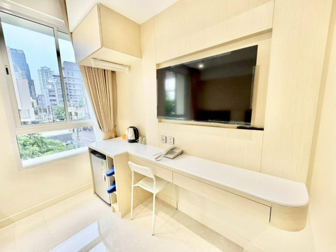 Others 5, ABC QQ Hotel, Ratchathewi