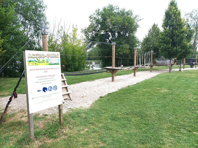 Others 2, Au son de l'eau, Charente